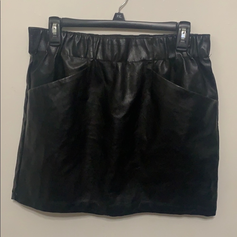 Leather skirt